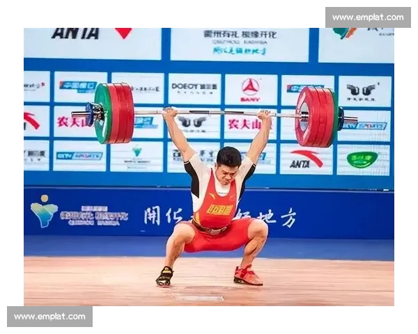 老将告别赛场！他们能否在世界杯资格赛中留下最后一抹辉煌